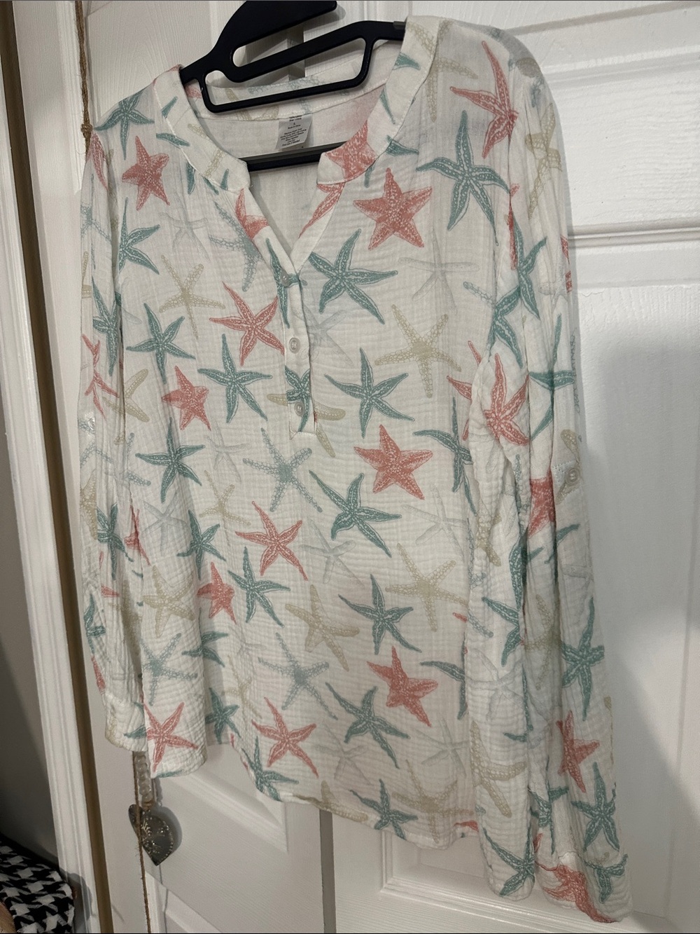 Women’s Starfish Print Double Gauze  L/S Top - White with Coral, Teal & Beige